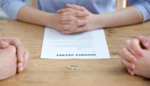 how divorce mediation protects your privacy