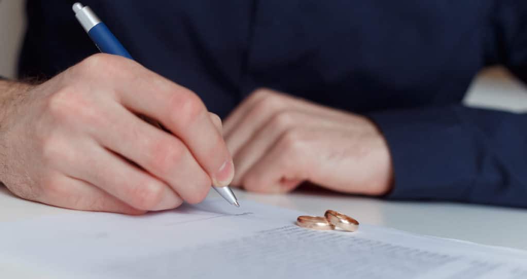 Five Benefits of Signing a Prenuptial Agreement