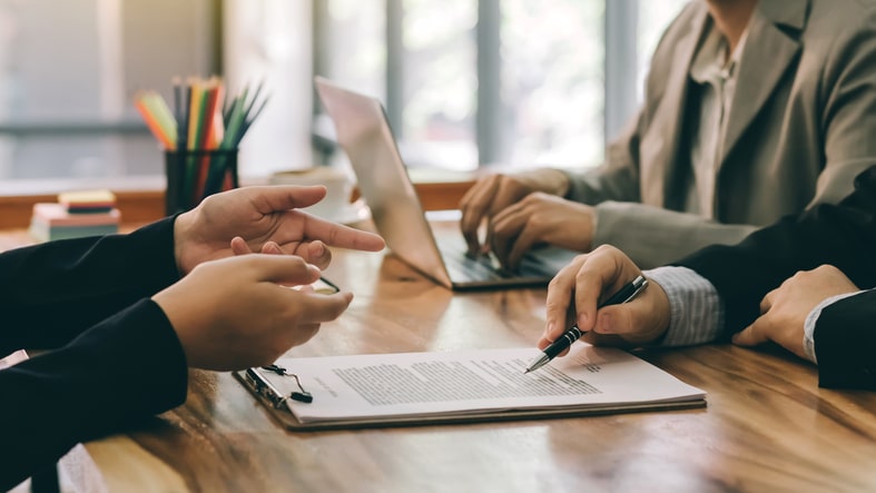 How Divorce Affects Your Credit Score 6 How Divorce Affects Your Credit Score