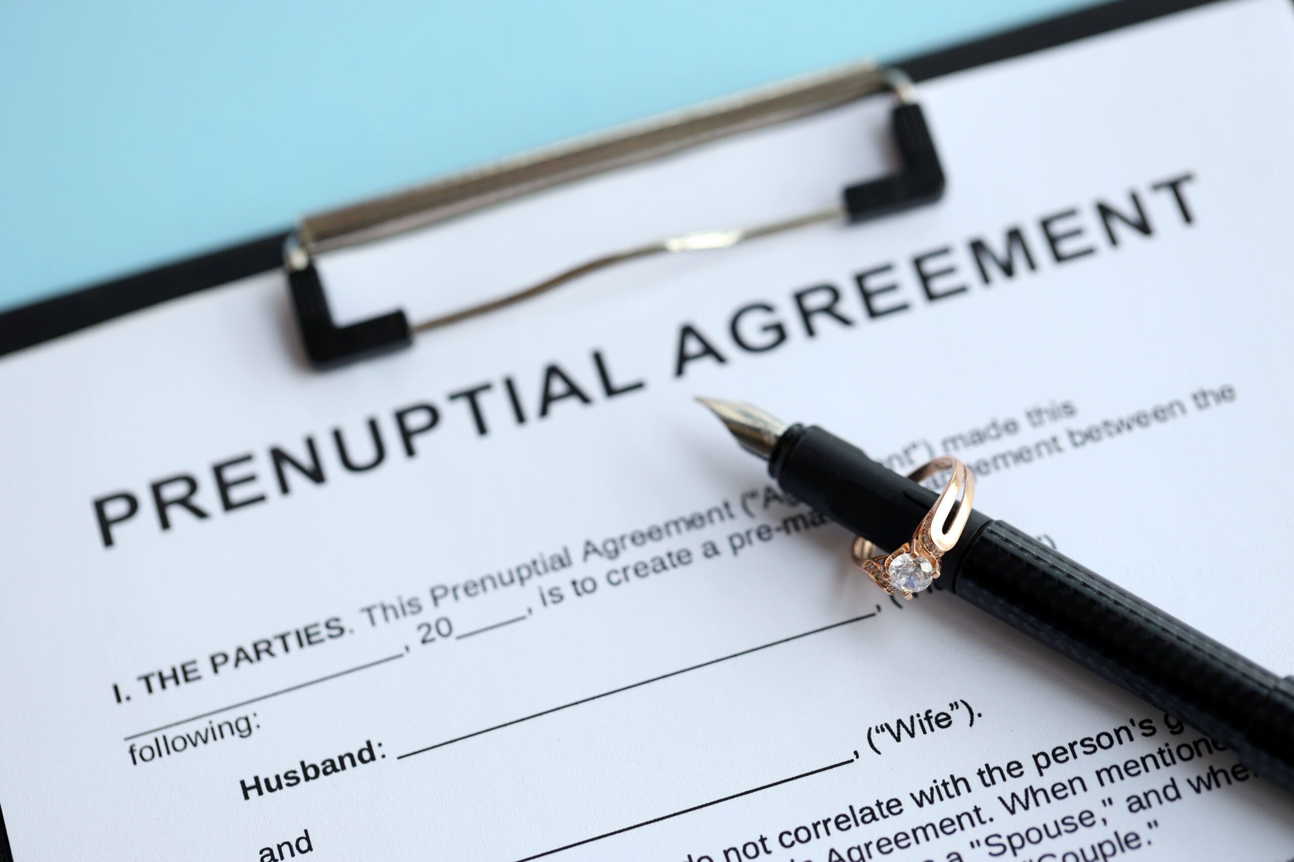 Why Divorces Without Prenups Get Messy 3 Why Divorces Without Prenups Get Messy
