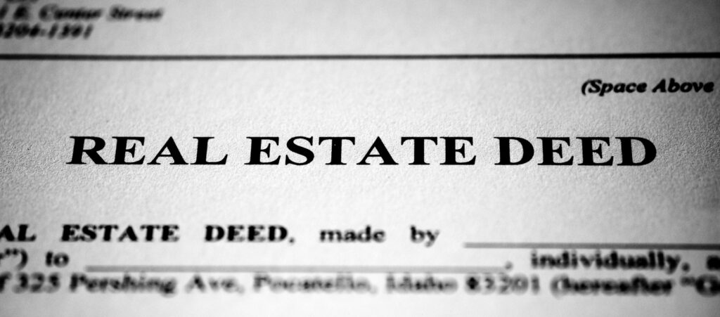 Real estate deed to transfer ownership of land or property